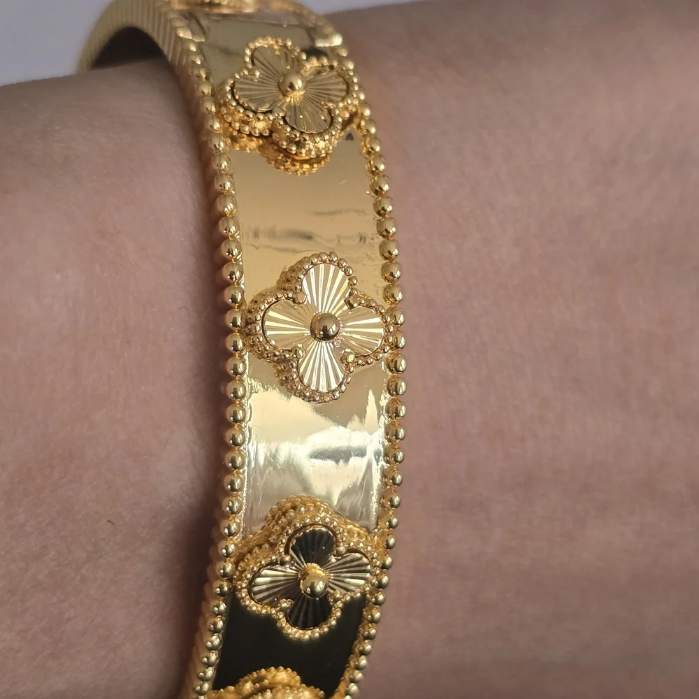Elegant Gold Floral Bracelet and Ring Set